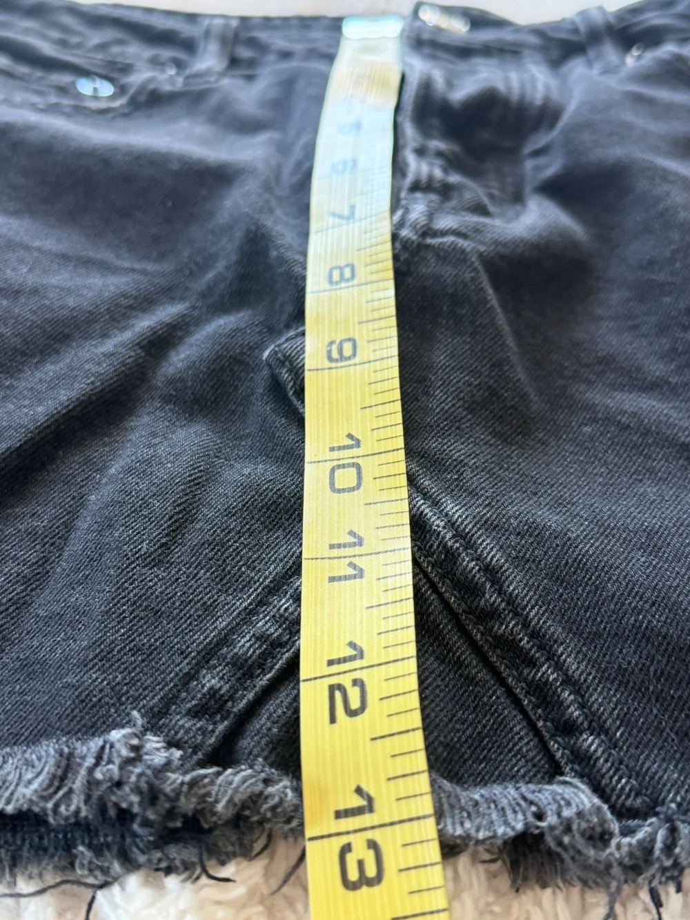 American Eagle Outfitters Denim Mini Skirt Women's Sz 8 Black Raw Hem Button Fly